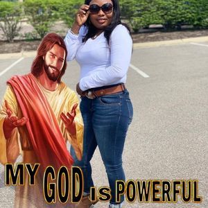 Meet your Posher, Akosua
